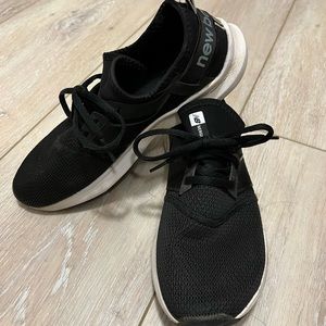 Women’s New Balance Tennis Shoes